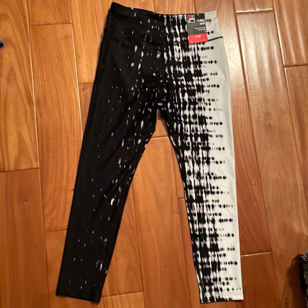 NWT Fun Black White Leggings